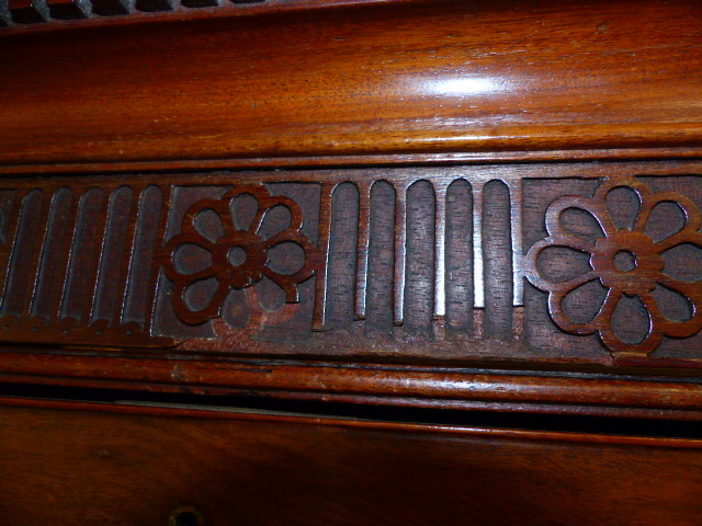 A GEO.III.MAHOGANY CHEST ON CHEST WITH BRUSHING SLIDE. - Image 20 of 20