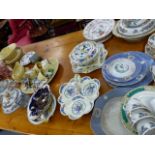 A QTY OF CHINAWARES TO INCLUDE MASONS, SPODE,ETC.
