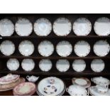 A QTY OF EDWARDIAN DINNERWARES.