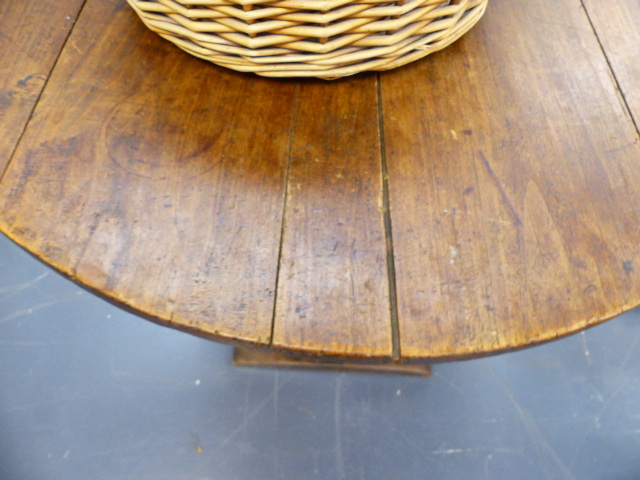 A 19th.C.OAK BILLIARD TABLE. - Image 8 of 11