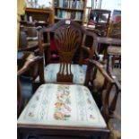 A PAIR OF LATE GEORGIAN MAHOGANY ARMCHAIRS.