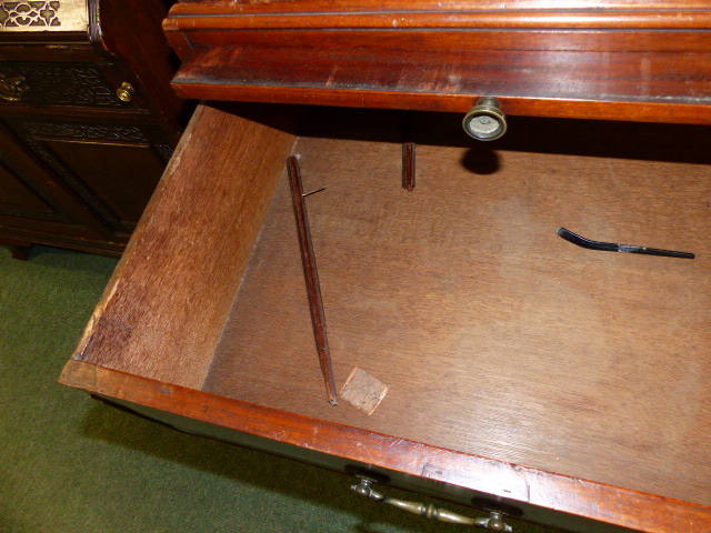 A GEO.III.MAHOGANY CHEST ON CHEST WITH BRUSHING SLIDE. - Image 15 of 20
