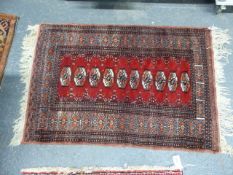 ORIENTAL RUG OF BOKHARA DESIGN. 125 x 77cms.