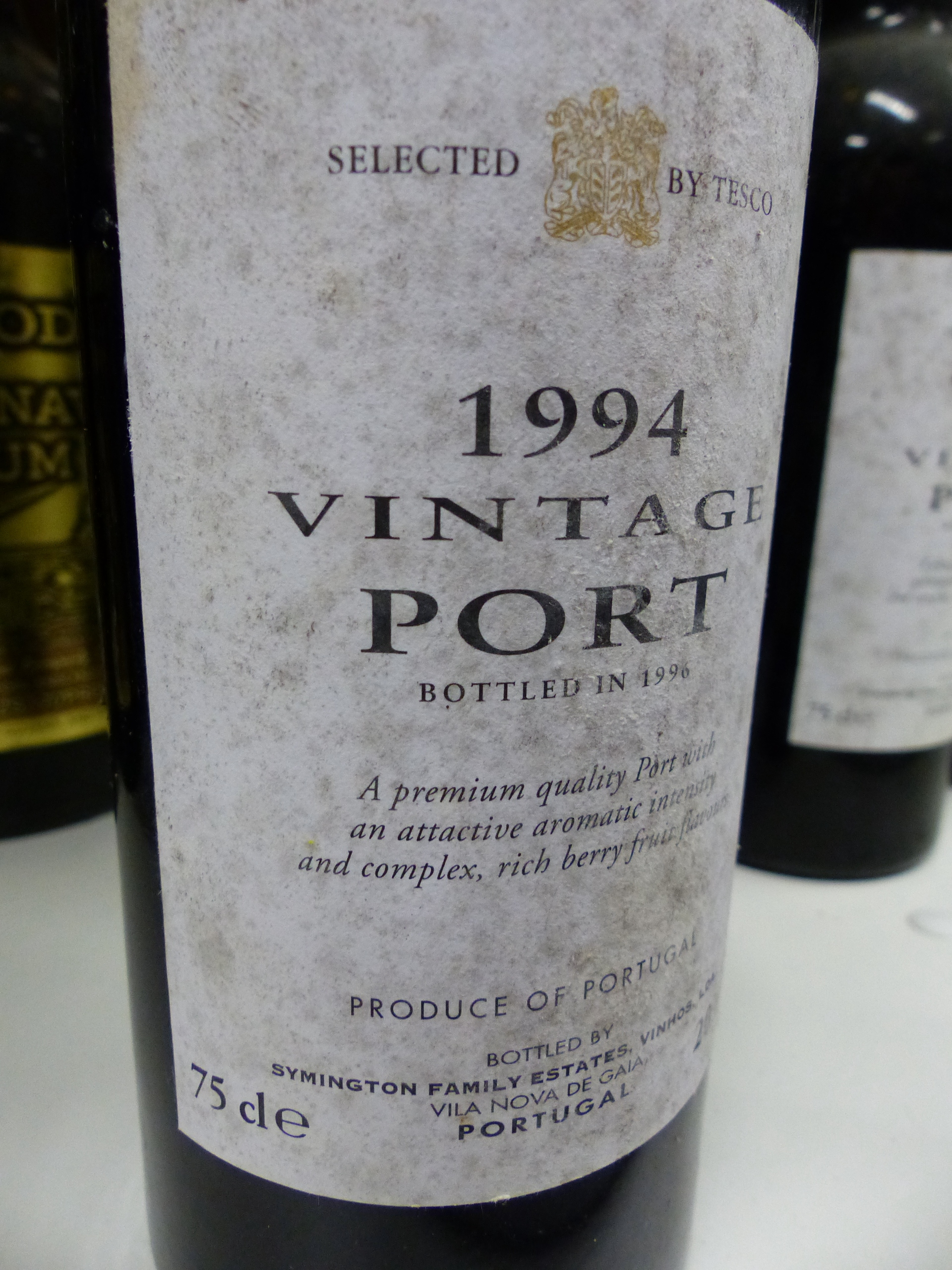 PORT, TWELVE BOTTLES 1994 SELECTED VINTAGE PORT. - Image 3 of 6