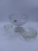 AN EDWARDIAN GLASS PEDESTAL BOWL. 20cms. DIAMETER x 18cms. HIGH AND TWO OTHER SMALL GLASS DISHES (