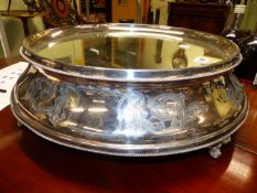 A LARGE PLATED AND MIRRORED CAKE STAND. APPROX D.55cms.