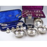 A SET OF FOUR SILVER HALLMARKED MAPPIN AND WEBB MATCHING PORRINGERS, DATED 1920 LONDON, TOGETHER