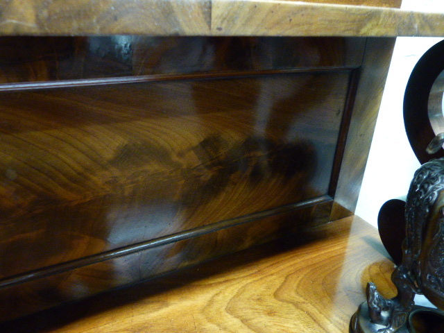 A WM.IV MAHOGANY CHIFFONIER WITH RAISED GALLERY BACK OVER FRIEZE DRAWER AND TWO DOORS. W.92 x H. - Image 19 of 19