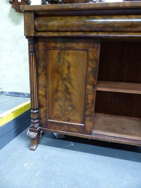 A WM.IV MAHOGANY CHIFFONIER WITH RAISED GALLERY BACK OVER FRIEZE DRAWER AND TWO DOORS. W.92 x H. - Image 6 of 19