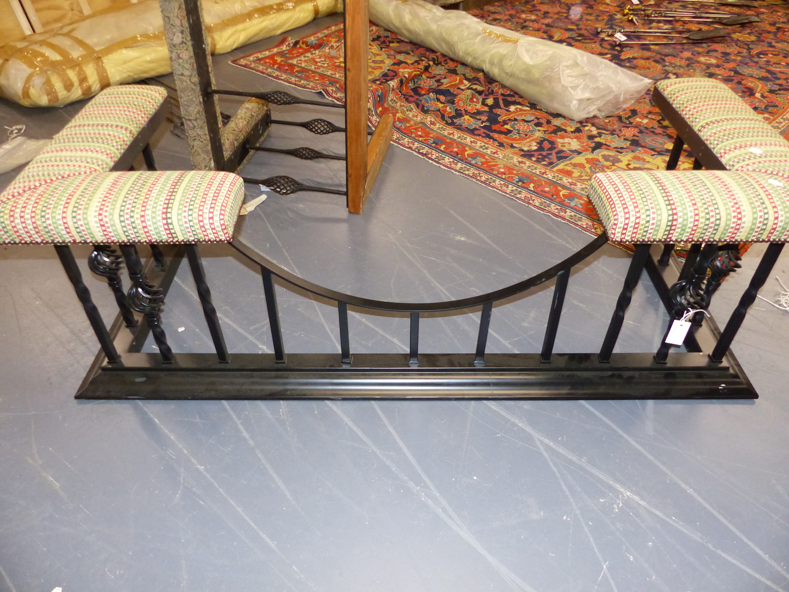 A LARGE WROUGHT IRON CLUB FENDER WITH UPHOLSTERED ENDS AND DROP CENTRE. W.165cms. - Image 4 of 6