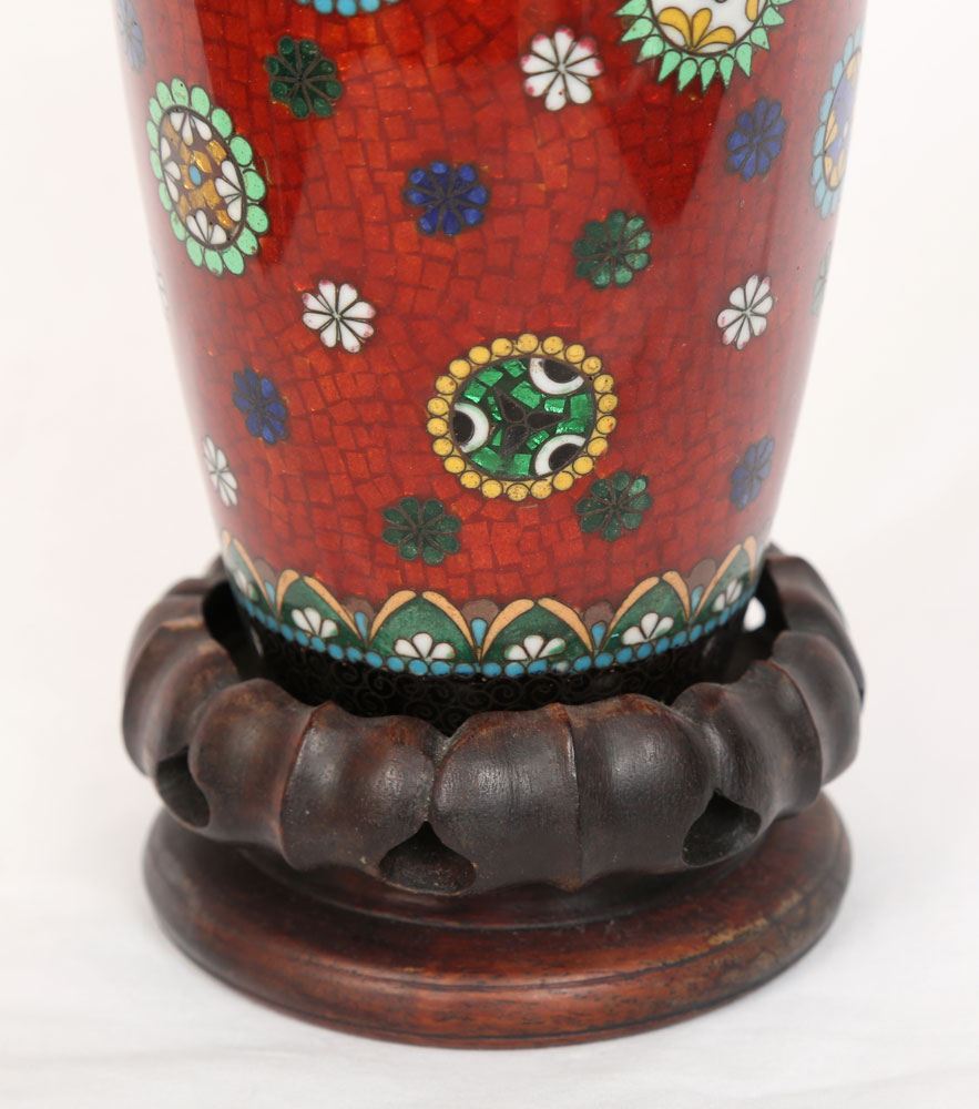 East Asian Cloisonne Plate and Vase - Image 4 of 7