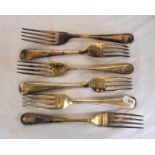 Set 6 Elkington Old English Bead Pattern Dining Forks with crest of bear, Birmingham 1886