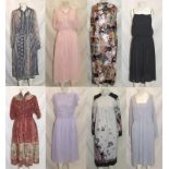 Ladies Vintage Dresses incl. Sora Couture, lilac crepe with bamboo design, Richard Shops, Calle