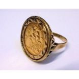 9ct Gold Ring Mounted 1914 1/2 Sovereign, size V