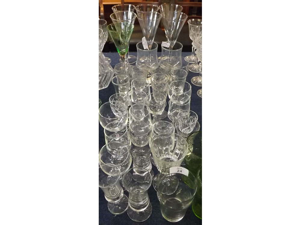 Quantity of 19th/20th century clear glass wine glasses with cut and engraved decoration of varying