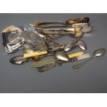 Bag: quantity of mixed coinage together with assorted silver plated spoons, preserve spoons, caddy