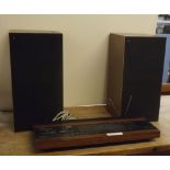 Vintage Bang & Olufsen Beomaster 2000 music centre, with teak mounts, together with a pair of Beovox