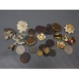 Quantity of military cap badges, together with mixed coinage etc