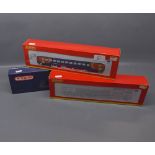 Two boxed Hornby 00 gauge trains East Midland Trains - Class 153 DMU; Aggregate Industries Co-Co