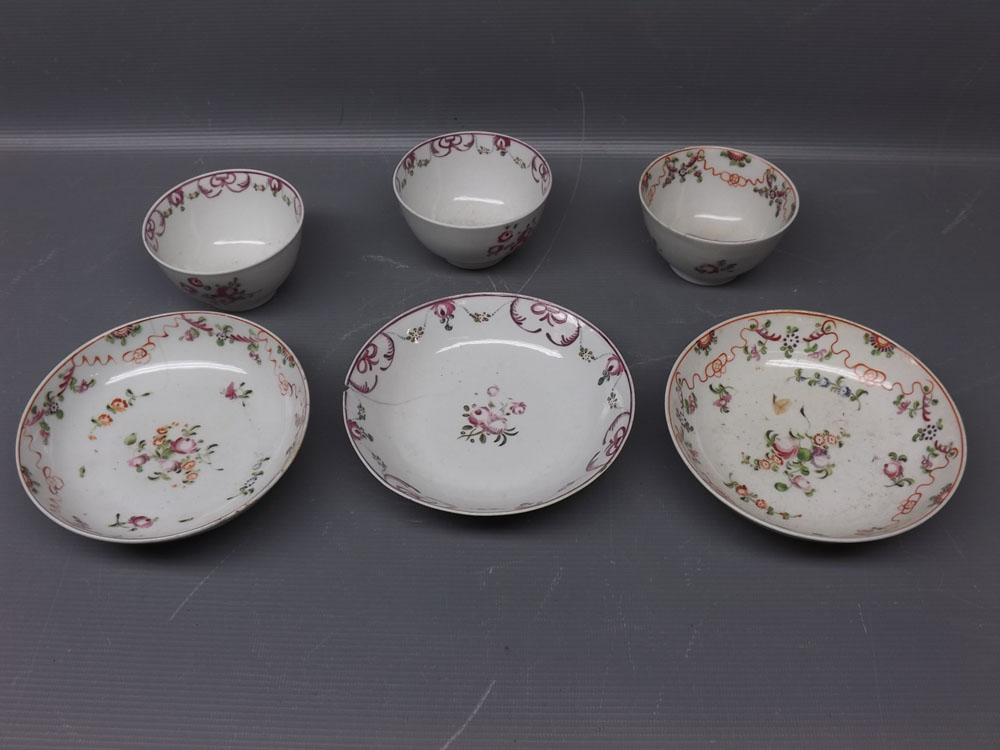 Three Chinese export decoration tea bowls with floral decoration (A/F) (3)