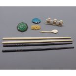 Mixed Lot: bone to include pair of chopsticks, pair of ebony examples, green inset (possibly jade)