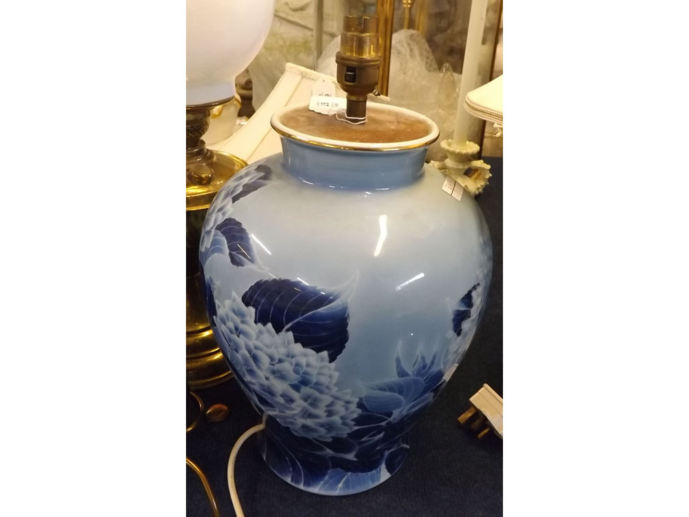 Late 20th century Chinese blue and white printed lamp, with floral decoration, of bulbous form,