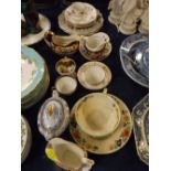 Group of mixed 19th century china wares including a willow pattern oval covered sugar bowl, a