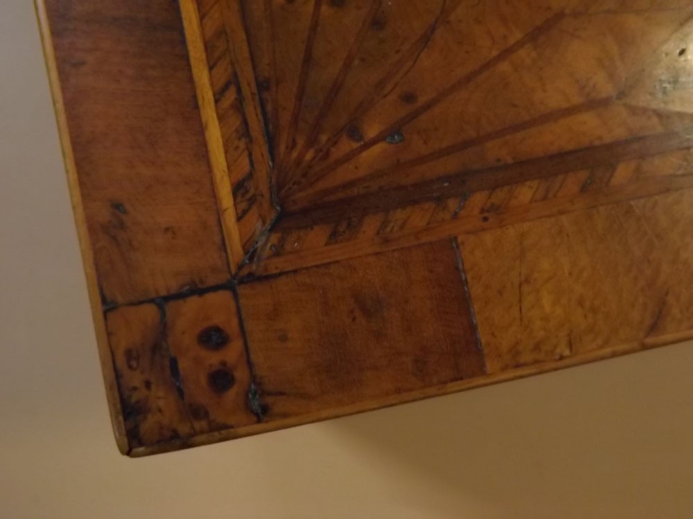 19th century specimen wood veneered storage box, the top with parquetry design of quadrant star etc, - Image 5 of 6