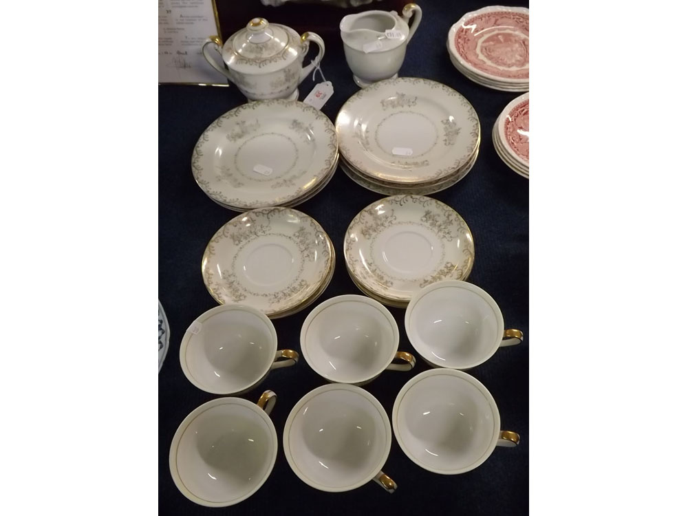 Decorative gilded tea set