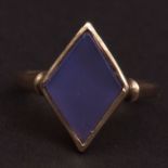 Early 20th century 9ct gold and blue glass dress ring, the diamond shaped glass panel set in a plain