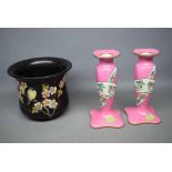 Pair of Carlton ware Kienlung dressing table candlesticks with puce ground, together with a