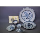 Mixed Lot: Nanking comprising two tea bowls, three varying type dishes or plates, a further small