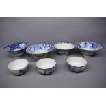 Mixed Lot: Chinese blue and white tea bowls to include three with fluted rims with a geometric