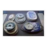 Mixed Lot: 32 19th and 20th century Staffordshire printed drainers of varying sizes and patterns
