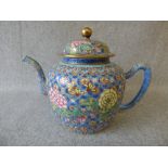 Late Qing dynasty teapot & cover in coloured enamels 16cmH
