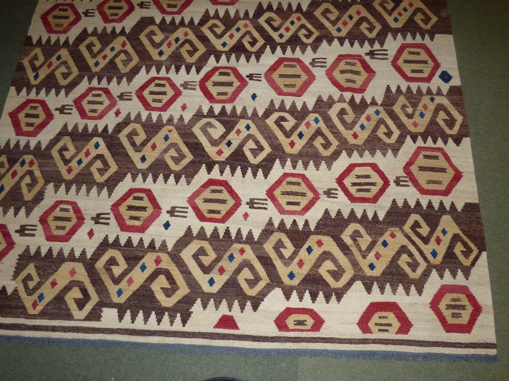 Ikat design Kilim, 254Lx209W PLEASE always check condition before bidding or email condition - Image 2 of 2