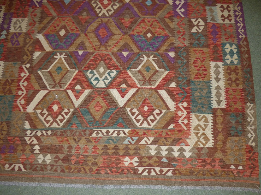 Kunduz Kilim, 297Lx207W, polychrome geometric design PLEASE always check condition before bidding or - Image 2 of 2