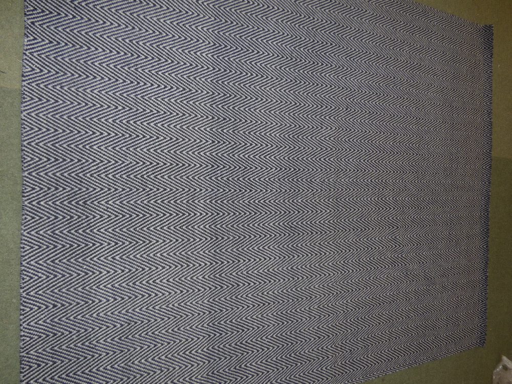 Jute carpet, 300Lx250W, en gris and noir herringbone design PLEASE always check condition before