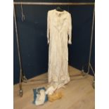 Silk vintage cream wedding dress by 'Bien Groupe' PLEASE always check condition before bidding or