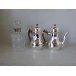 Modern silver tea & coffee pot of baluster form, London 1957, 47ozt & a modern silver mounted