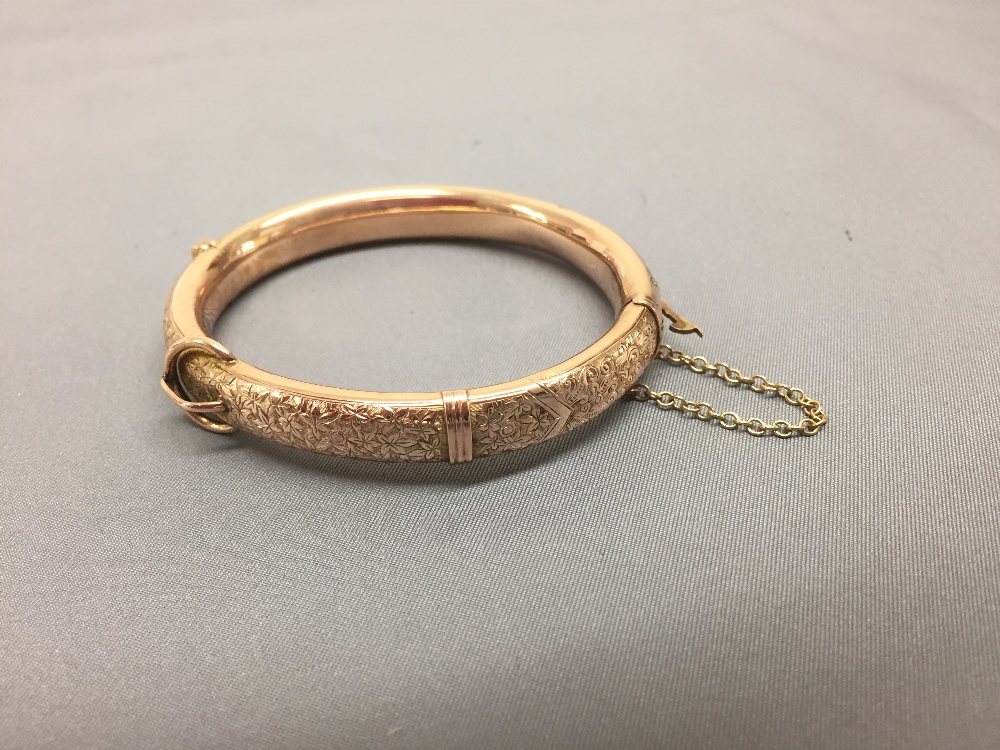 9ct gold hinged bangle, Chester 1903, of half engraved buckle design, 13.7g gross, cased PLEASE - Image 2 of 2