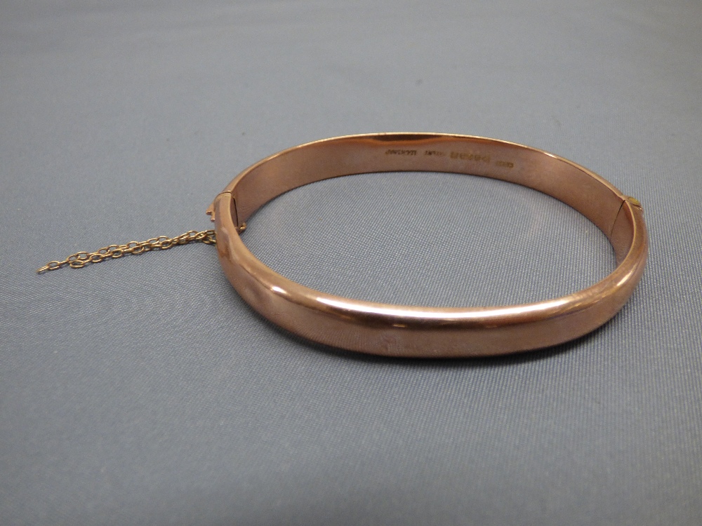 9ct gold hinged bangle, Chester 1918, of plain design, 11g gross PLEASE always check condition PRIOR
