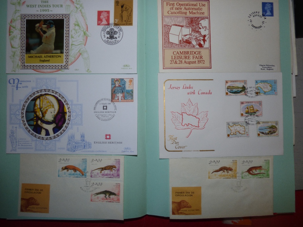 100+ modern GB presentation packs & FDC's, 50 FDC's World interesting cancellations PLEASE always - Image 9 of 10