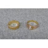 18ct gold diamond ring & 18ct gold wedding band sizes 'Q' & 'L', 8g