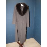 Ladies dark brown overcoat, with faux fur collar. this is possibly a Beaver / Lamb collar