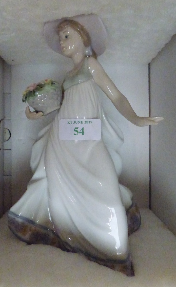 Lladro lady figure in its original box, large qty of various china & studio style glass & silver - Image 2 of 5