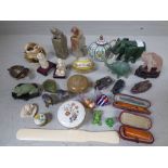 Qty of Asian items including scent bottles, jade, ivory, cloisonné, glass & others etc.