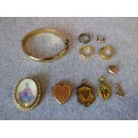 22 carat gold wedding ring; another 22 carat gold wedding ring; 8.4g gross and a small selection