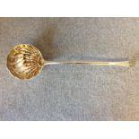 A silver, Onslow pattern, punch ladle with shell fluted bowl, London 1898, 5 oz