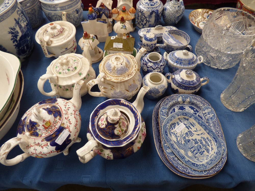 Large Delft pottery vase, 2 Chinese blue and white bowls & covers, blue and white transfer printed - Image 3 of 4